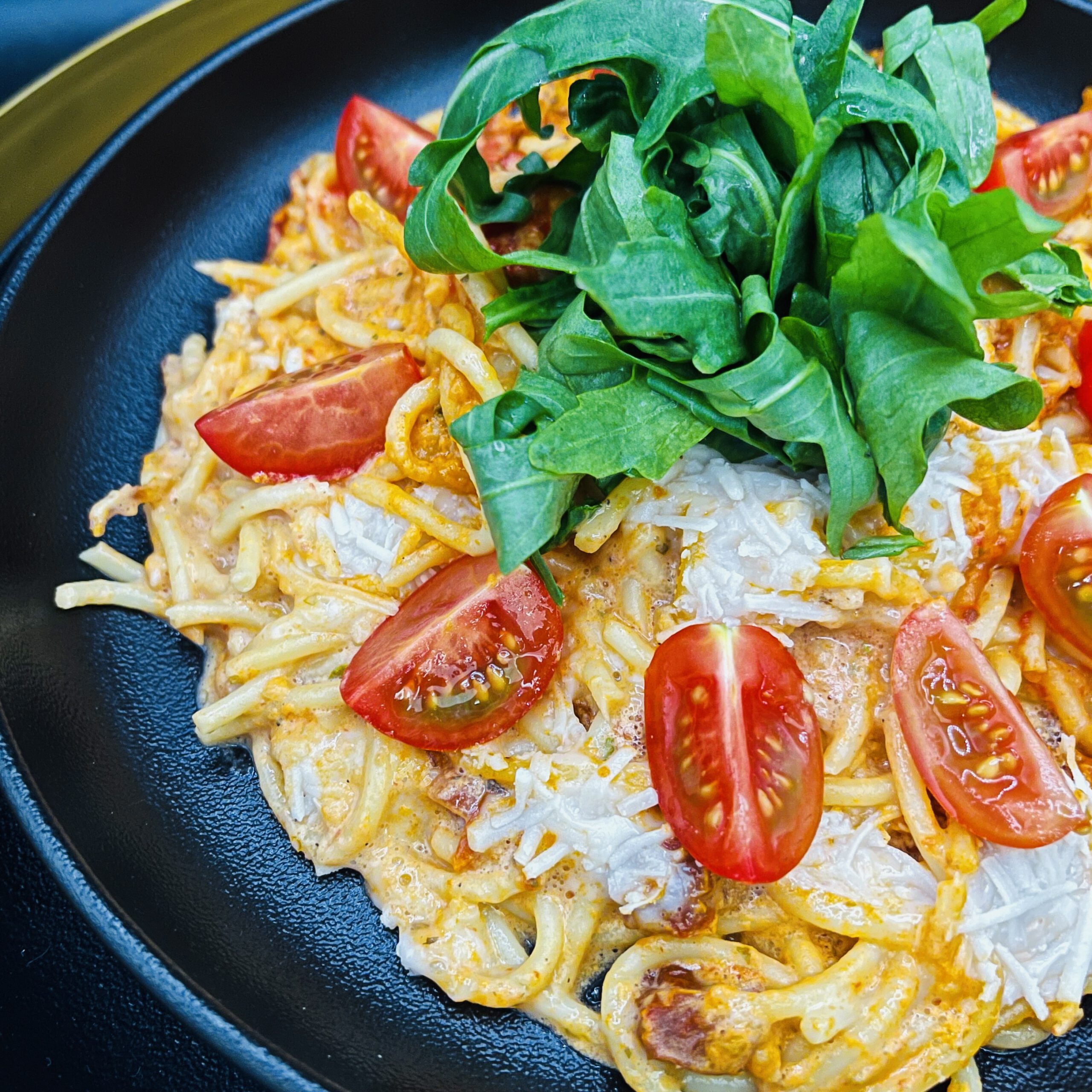 ITALO GRATIN mit veganer Sahne, Tomatenmark und getrockneten Tomaten